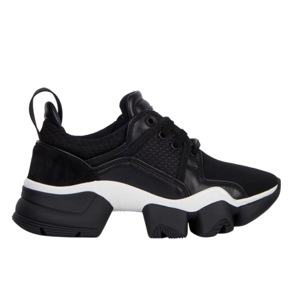 Black and white size 6 Givenchy